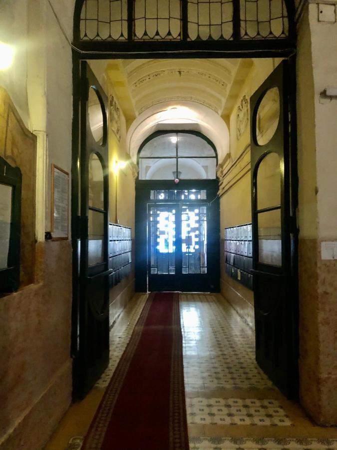 King Of Church Budapeste Exterior foto
